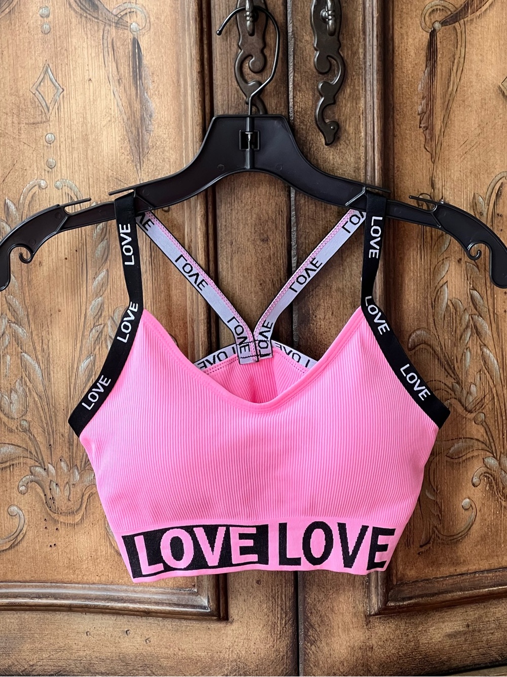 NWT LOVE Logo Ribbed Pink Wireless Push-up Crop Top Sports Bra L/XL fits S/M